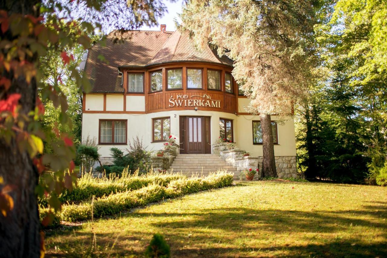 Pensjonat Pod Swierkami Polanica-Zdroj Exterior photo